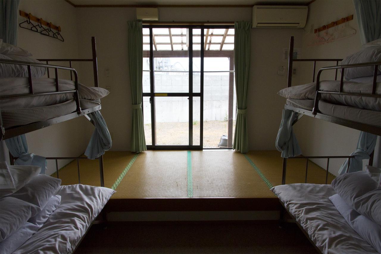 Yakushima Youth Hostel Екстер'єр фото