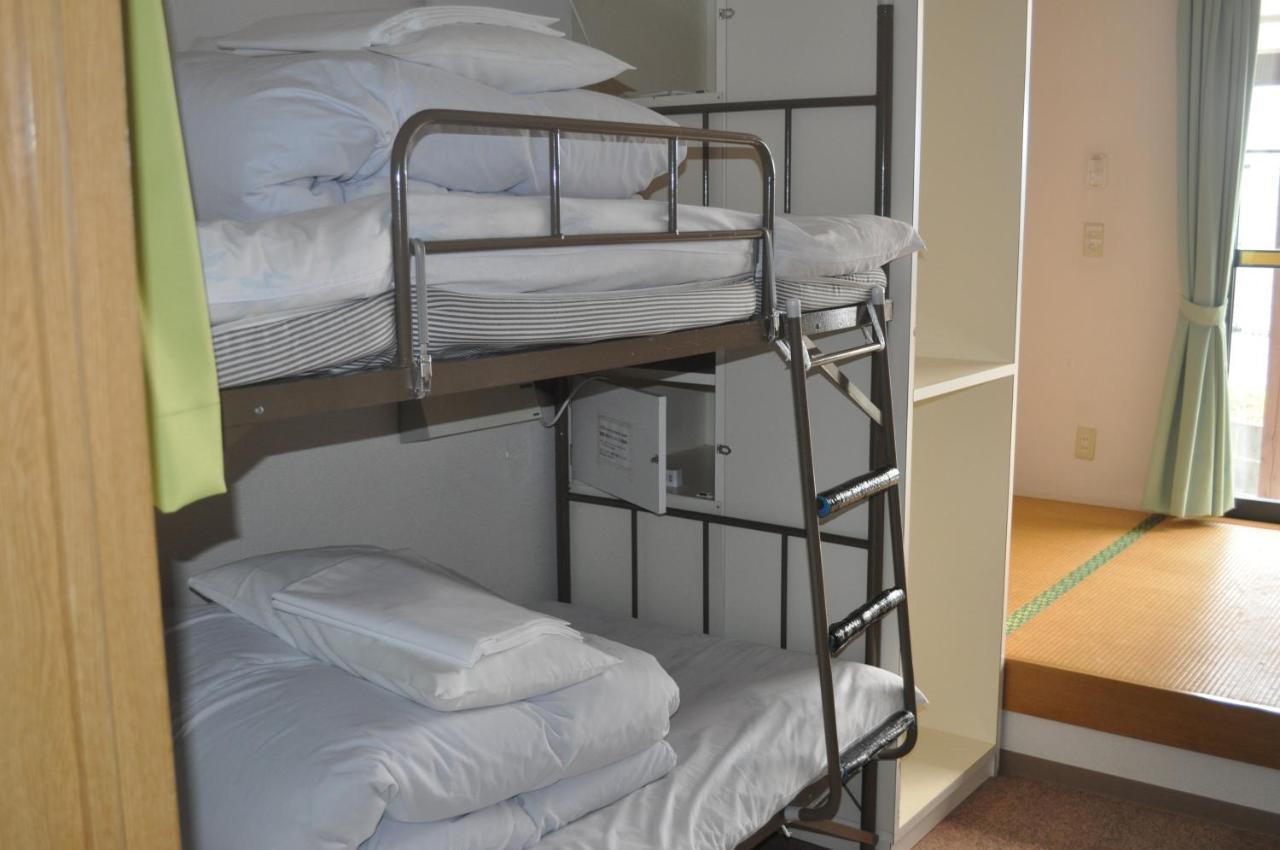 Yakushima Youth Hostel Екстер'єр фото